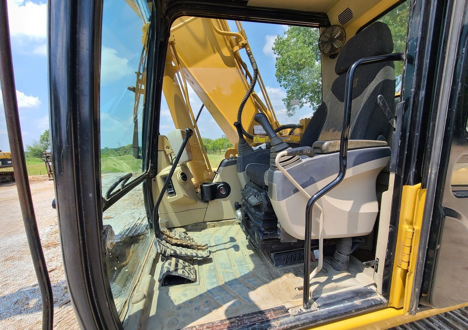 2005 Caterpillar 315CL 43