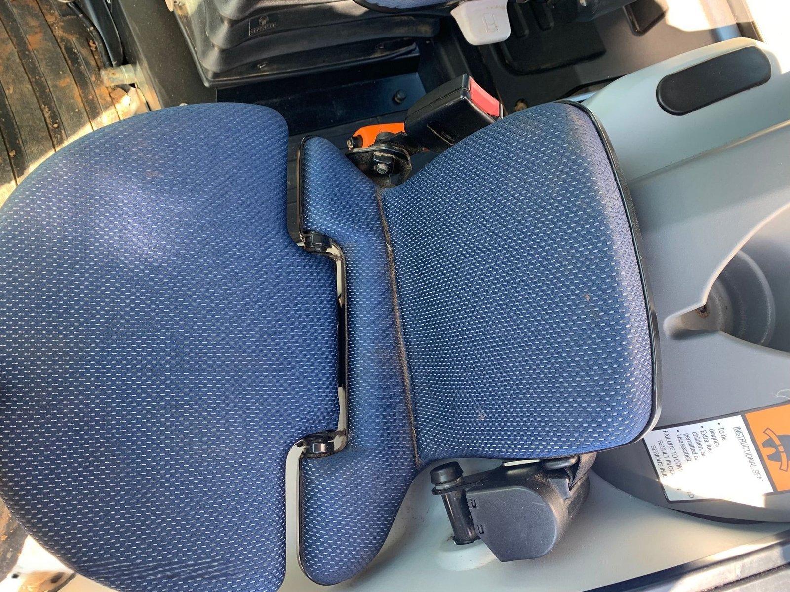 2017 New Holland T4.110 22