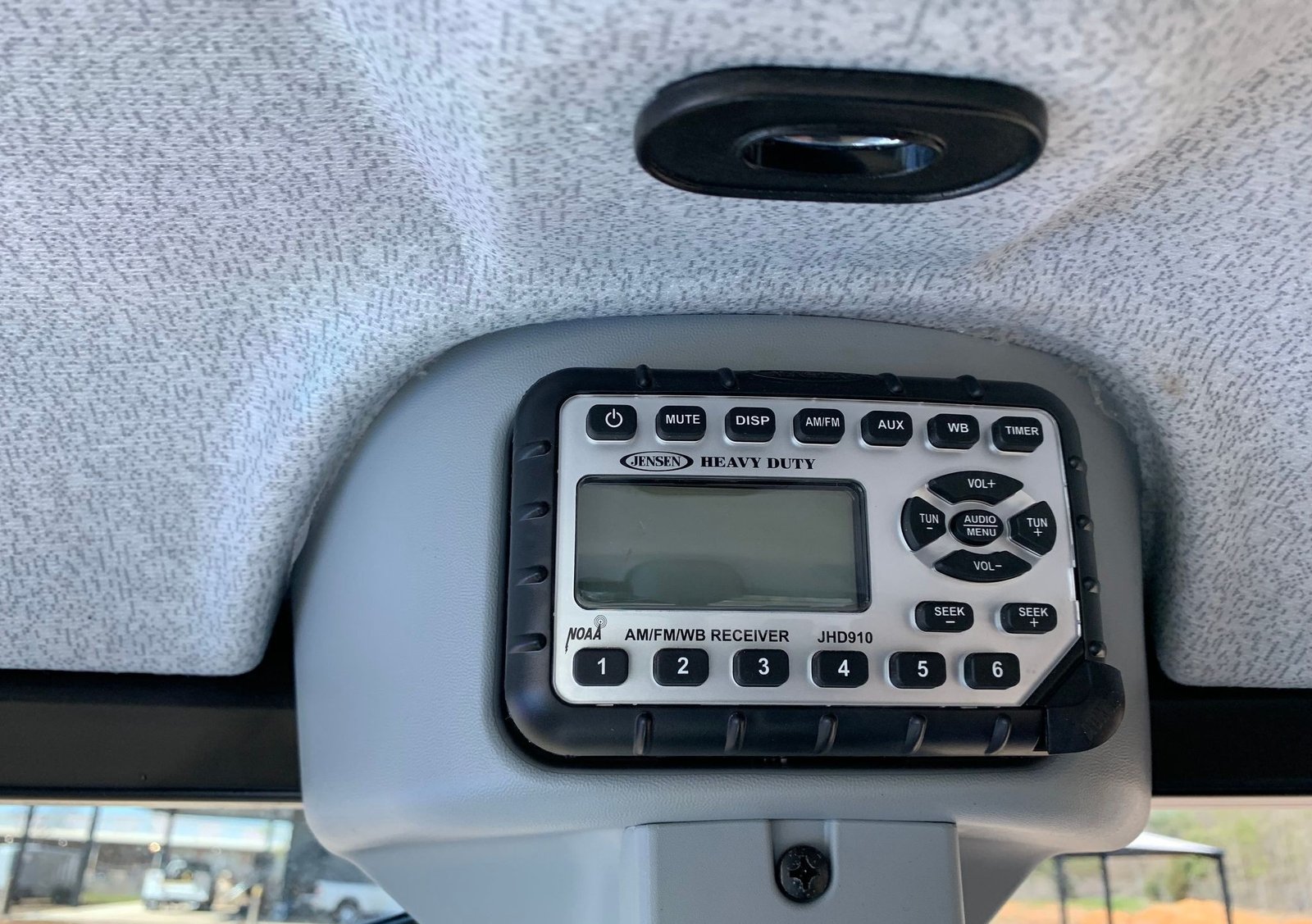 2017 New Holland T4.110 33