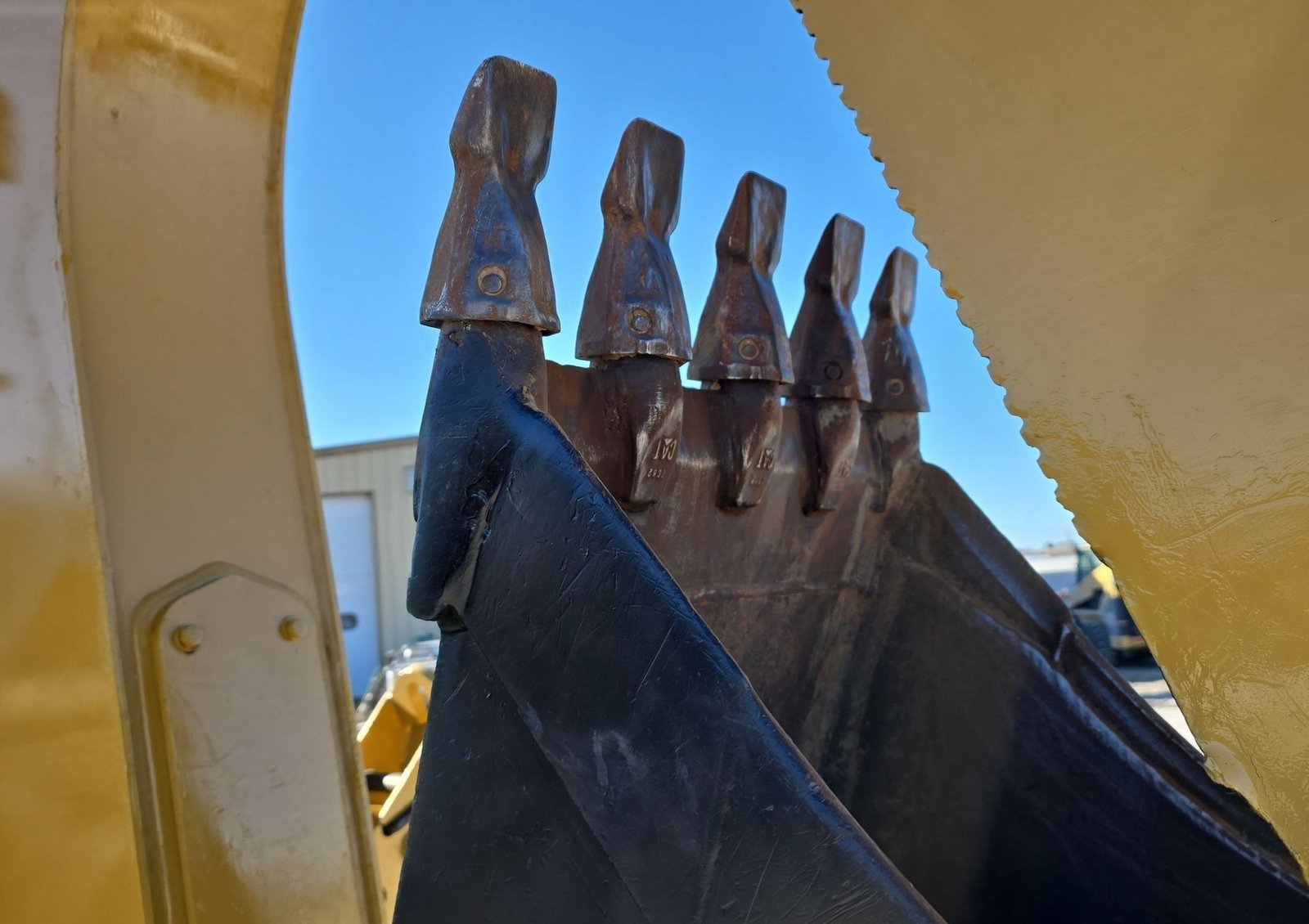 2017 Caterpillar 430F2 26