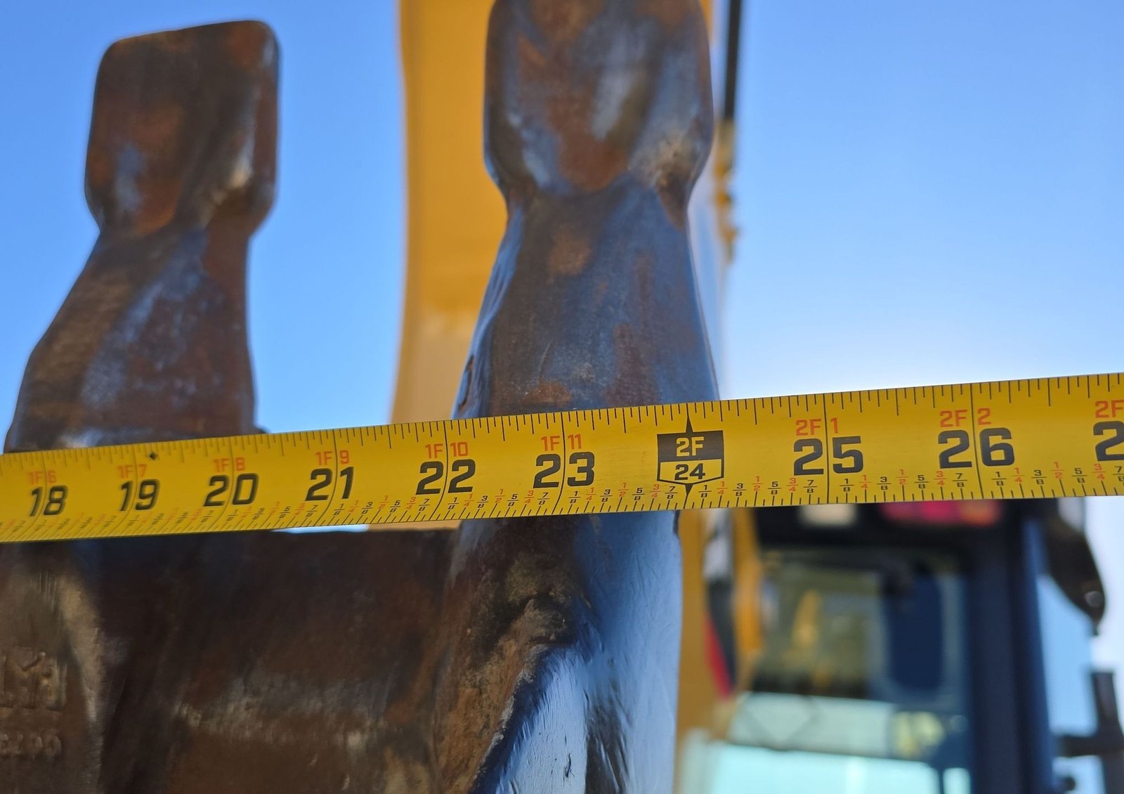 2017 Caterpillar 430F2 29