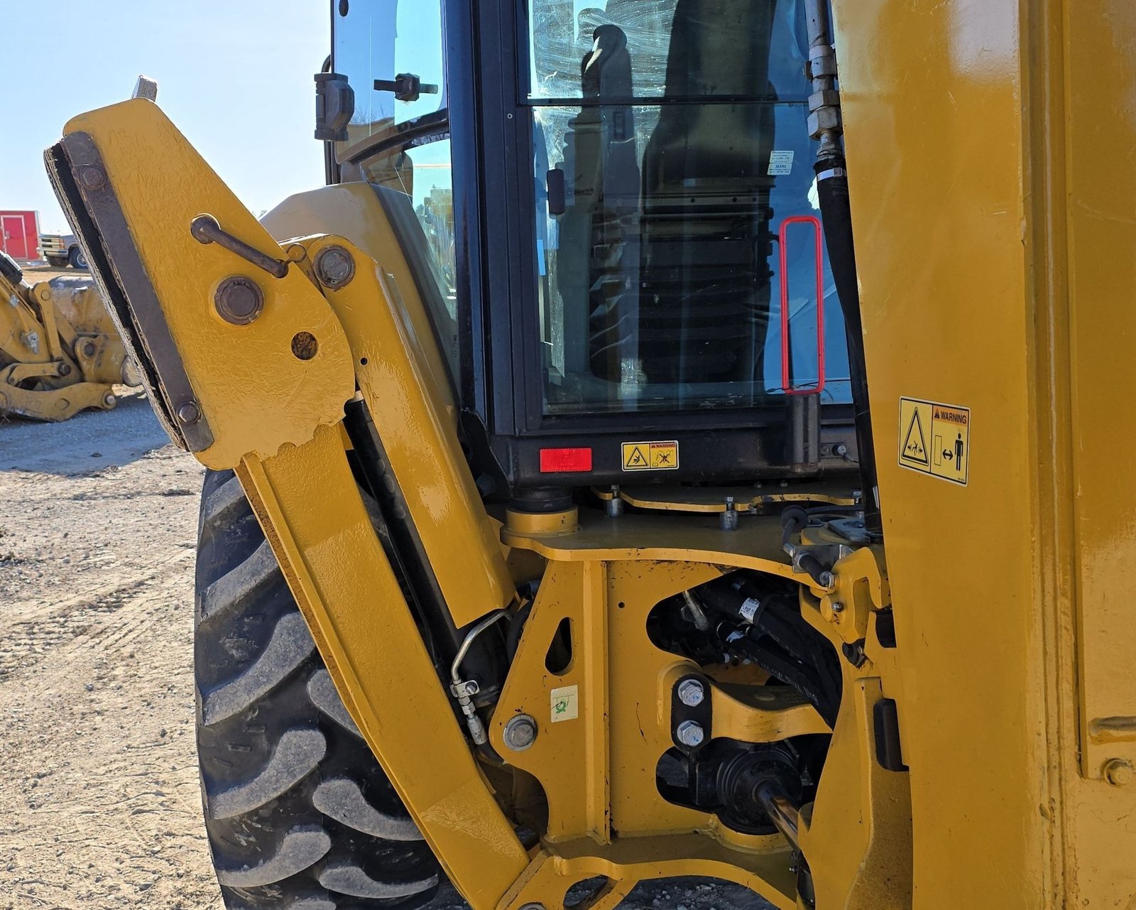 2017 Caterpillar 430F2 33