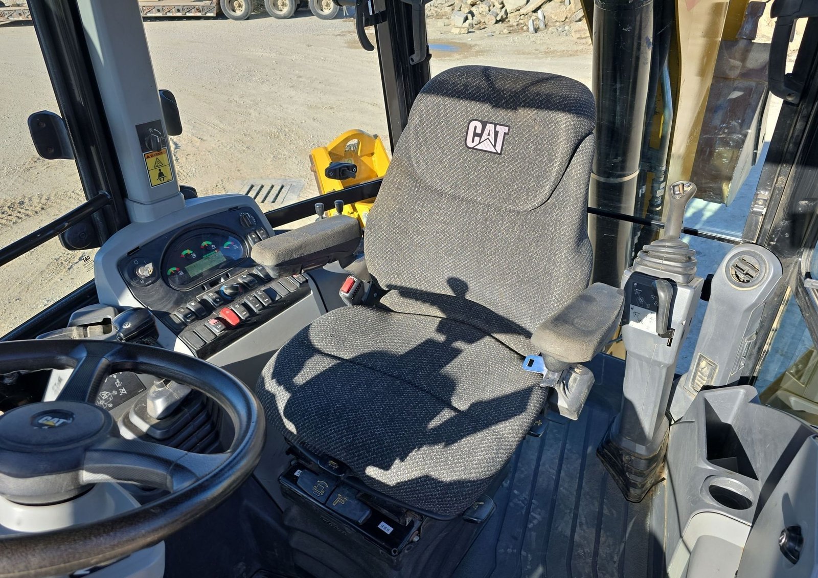2017 Caterpillar 430F2 45