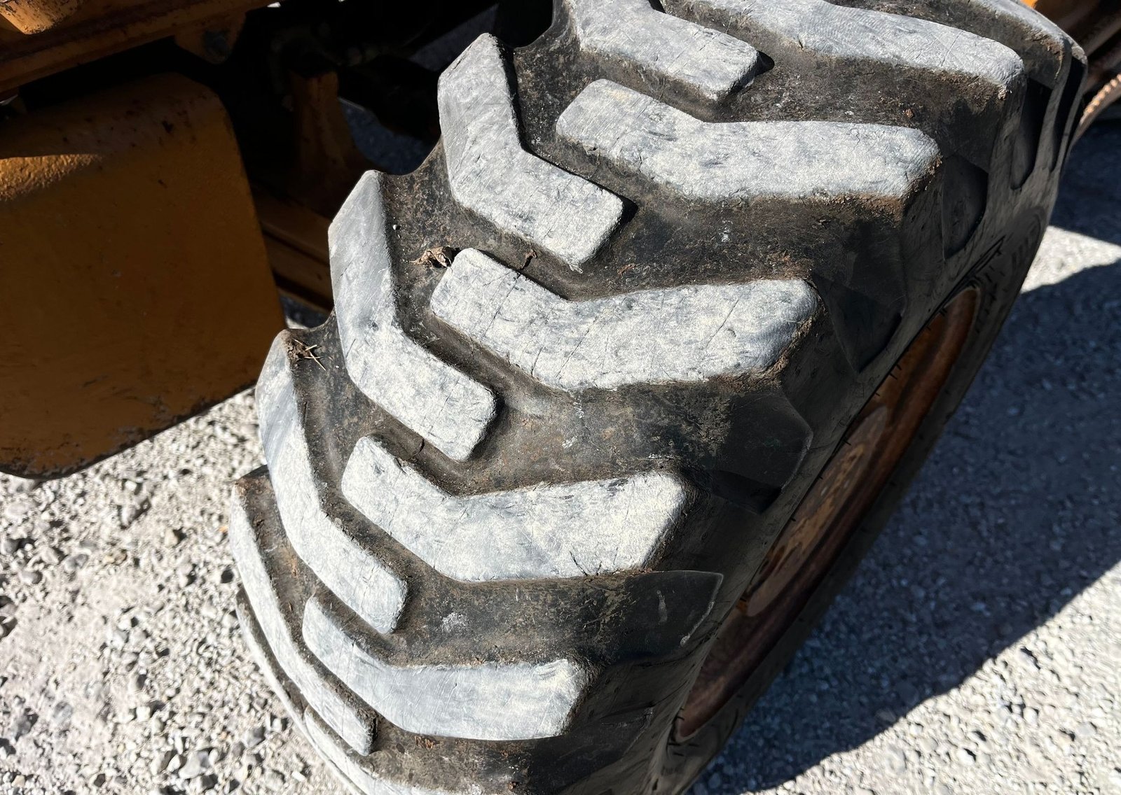 2007 Case 580 Super M II 18