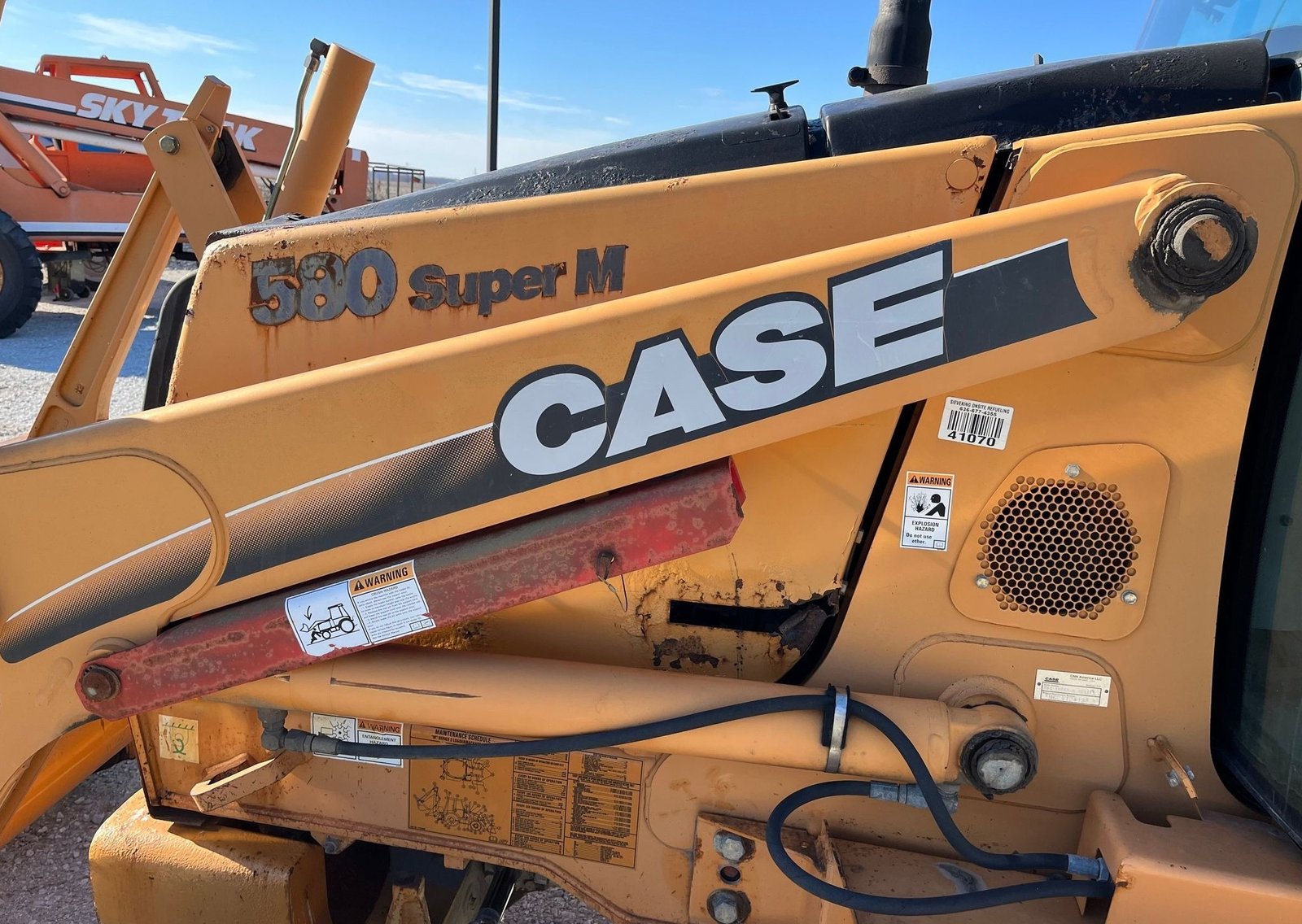 2007 Case 580 Super M II 33