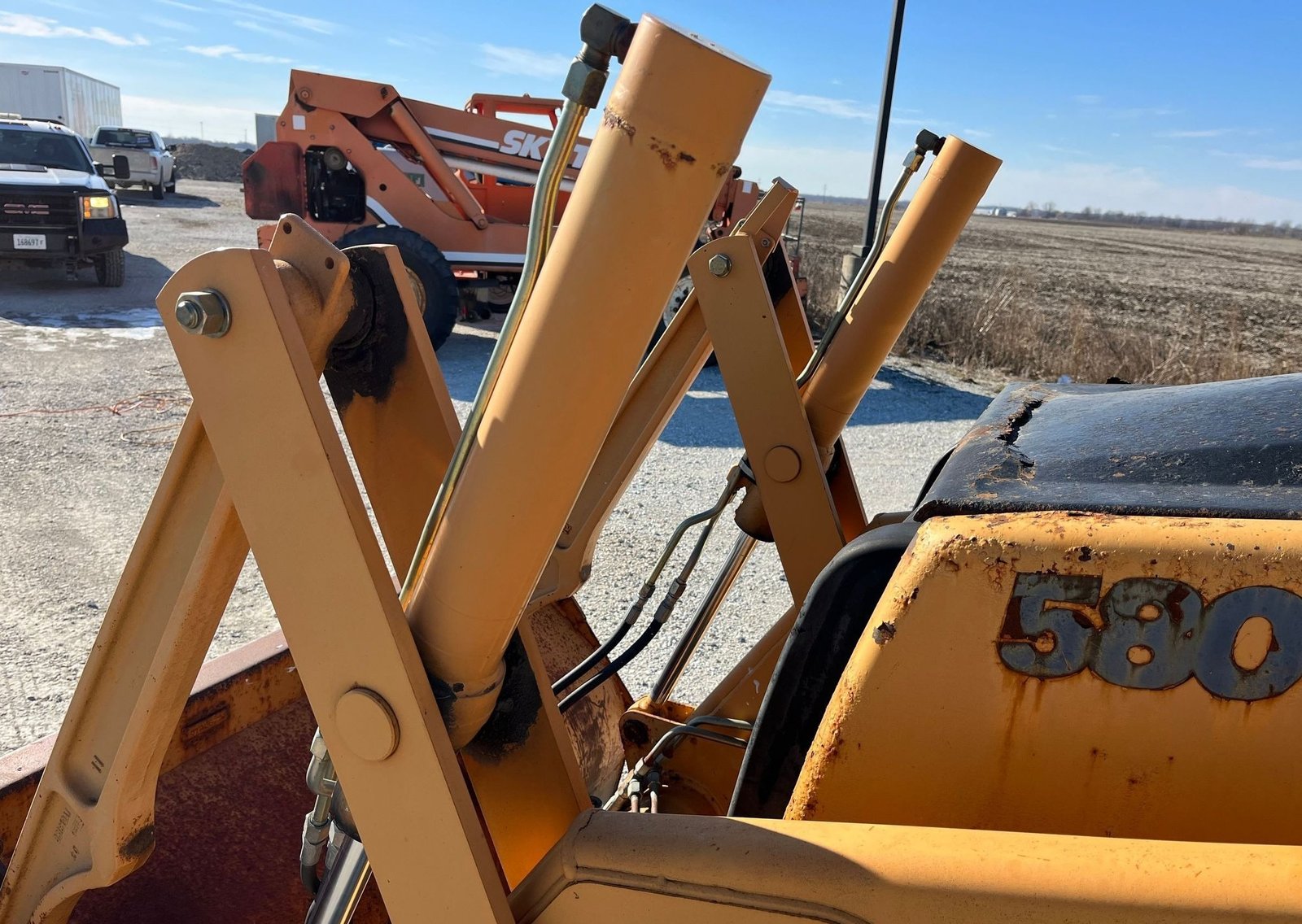 2007 Case 580 Super M II 34