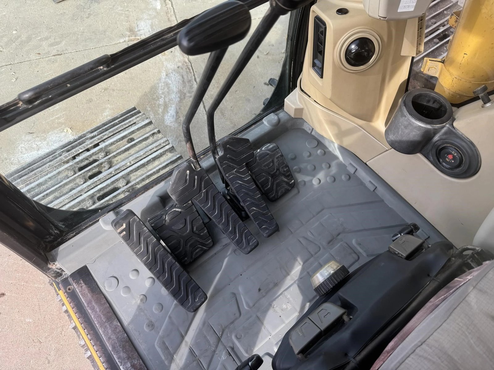 2005 CATERPILLAR 315CL 26