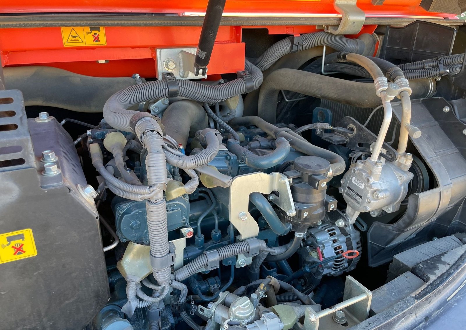 2014 Kubota KX080-4 32