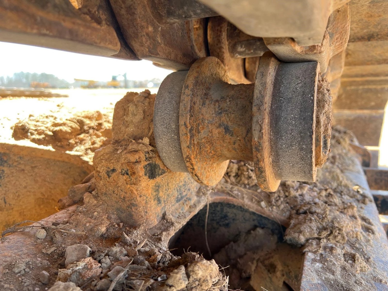 2005 Deere 160C LC 25