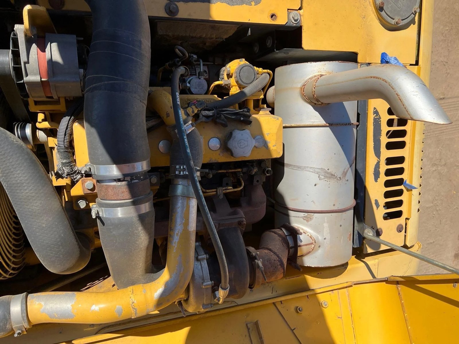 2005 Deere 160C LC 33