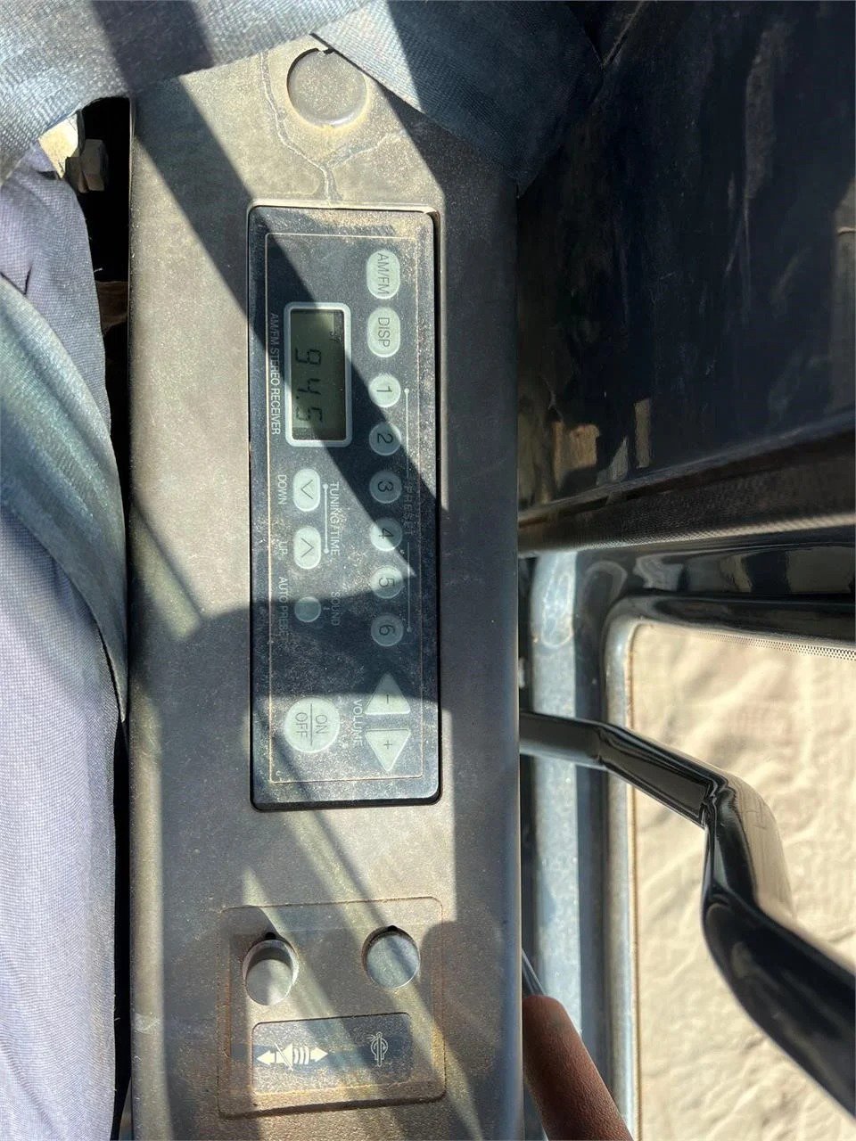 2005 Deere 160C LC 40