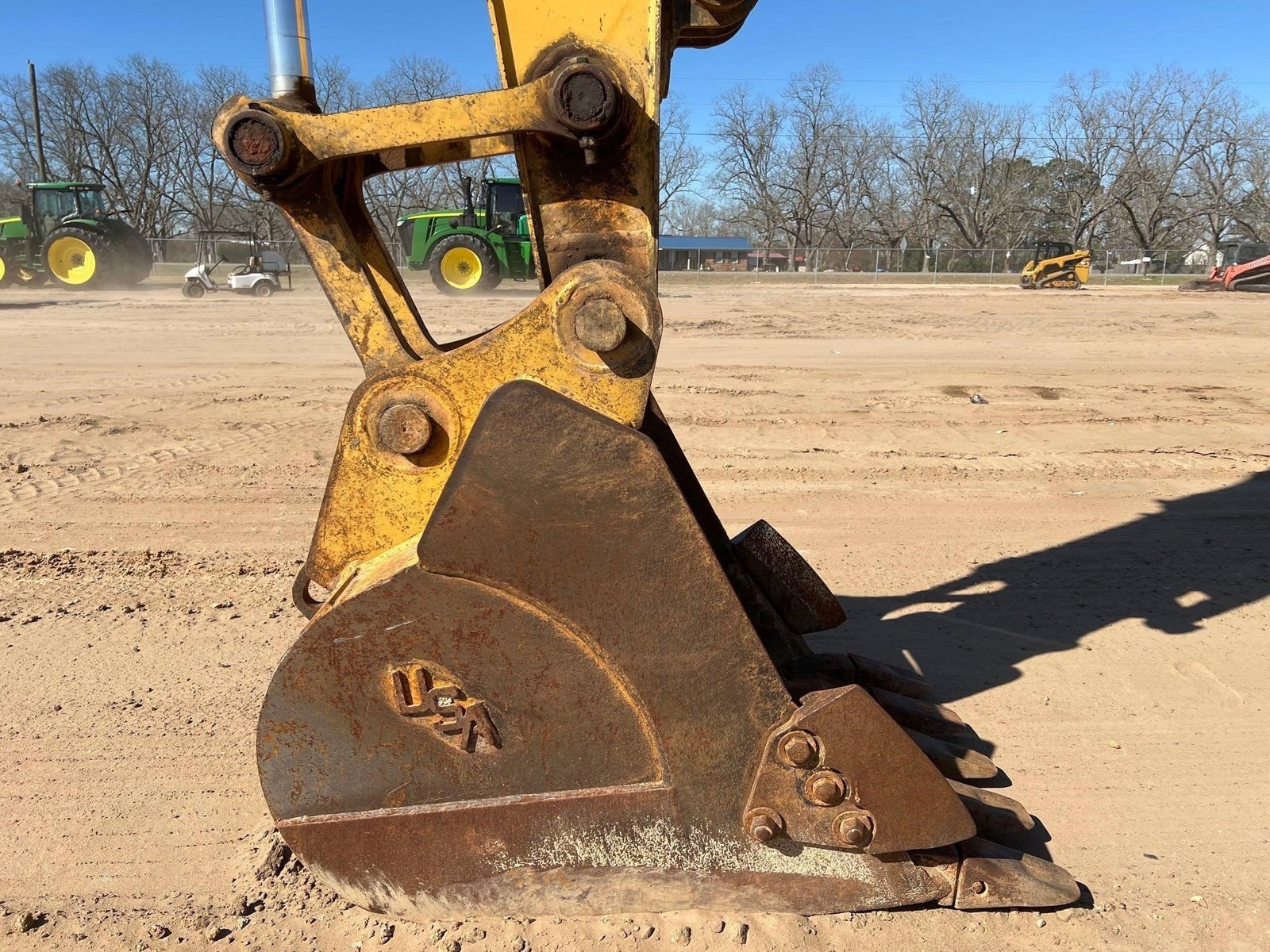 2005 Deere 160C LC 43