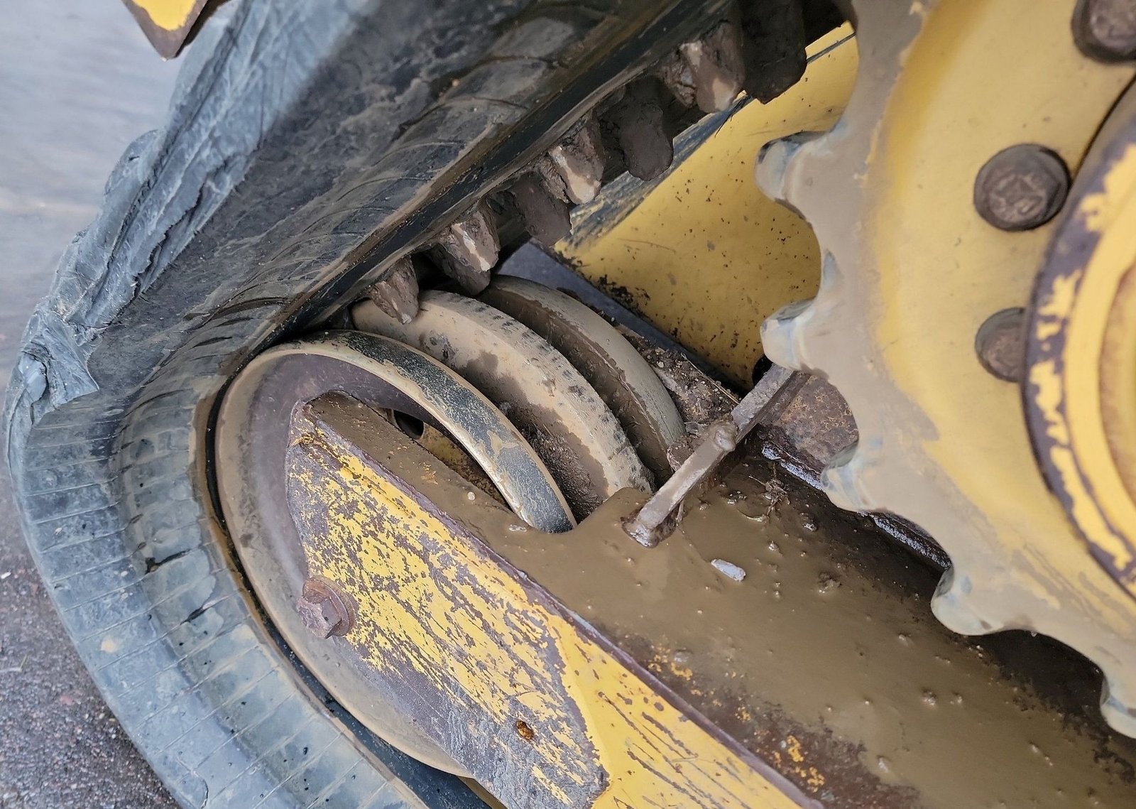 2013 Caterpillar 299DXHP 47