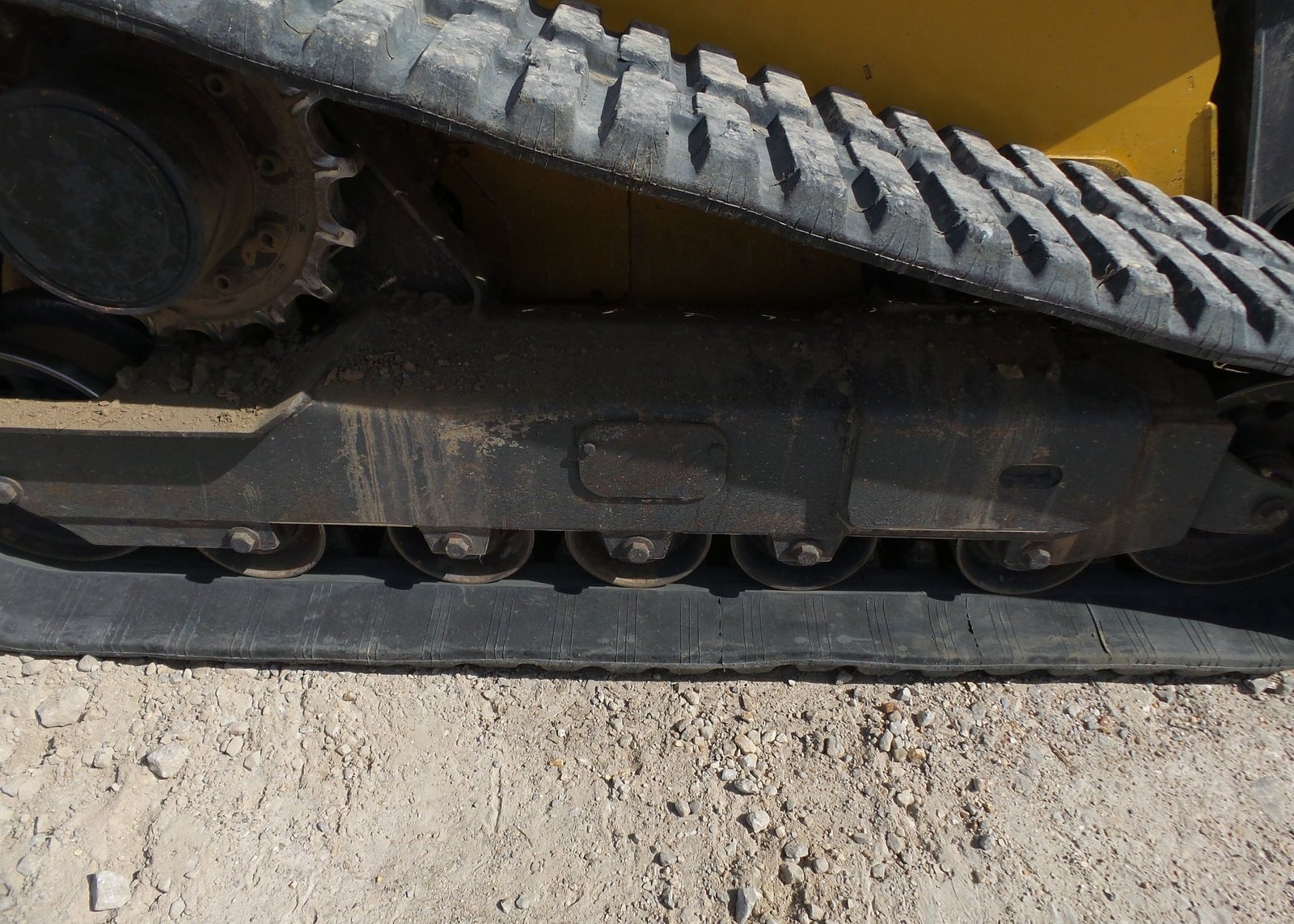 2013 John Deere 333D 12