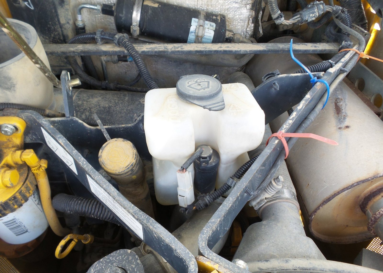 2013 John Deere 333D 17