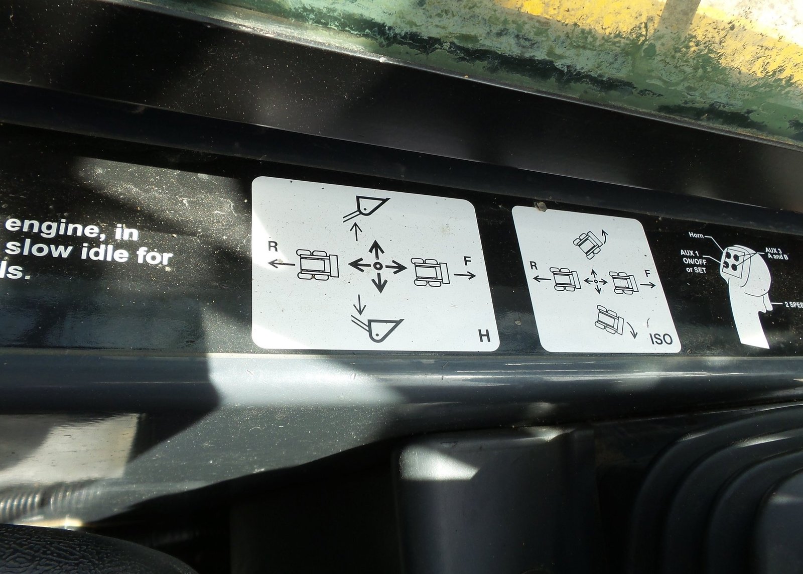 2013 John Deere 333D 41