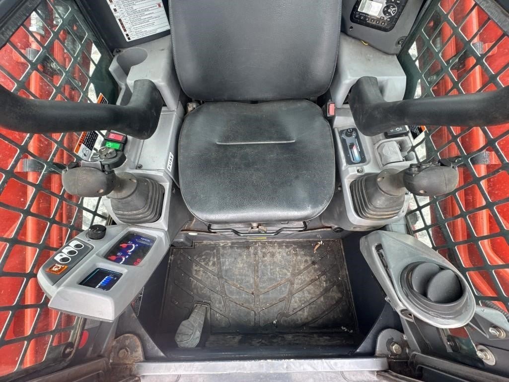 2018 Kubota SVL95-2S 43