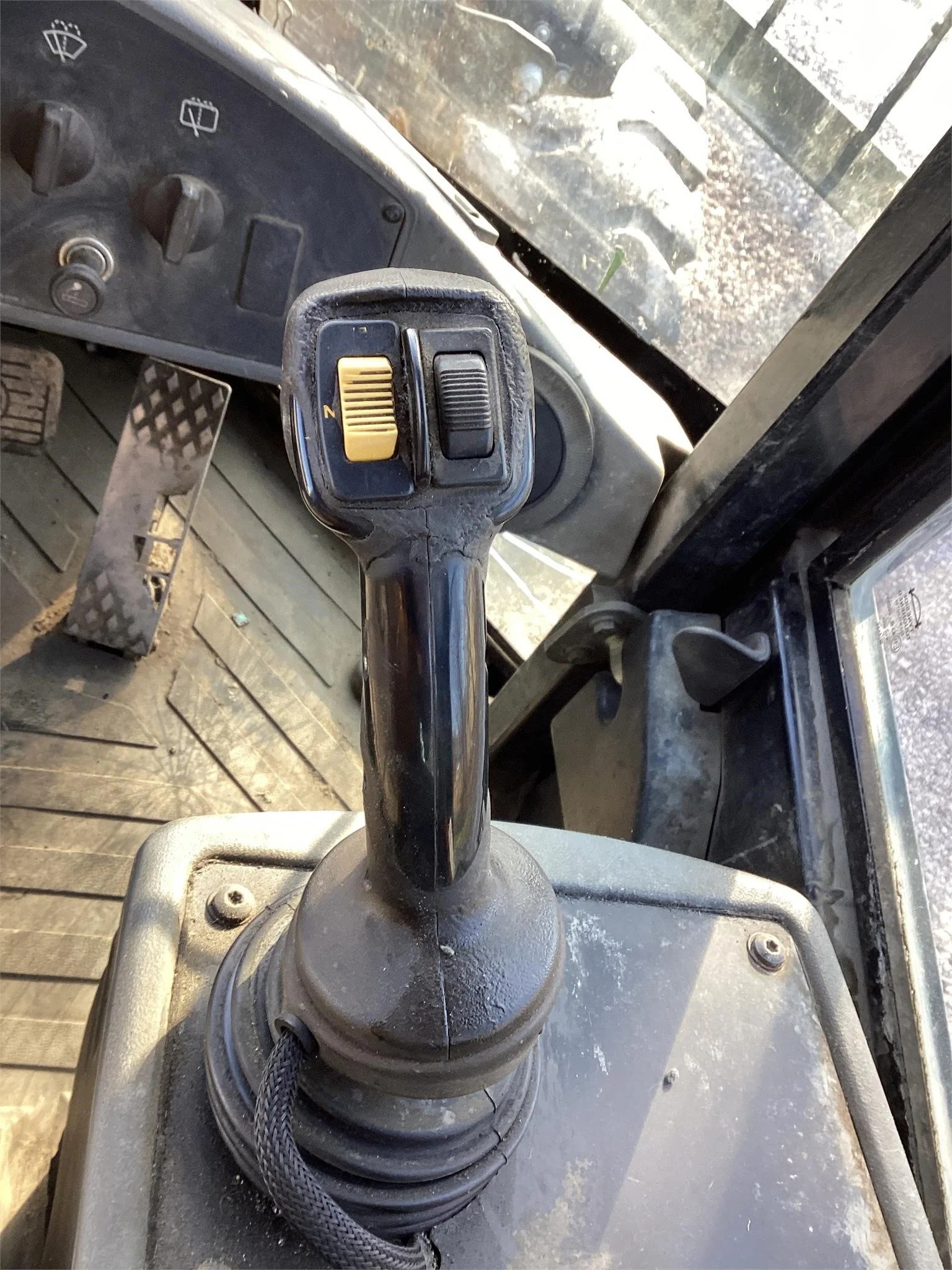 2009 Caterpillar 930H 12