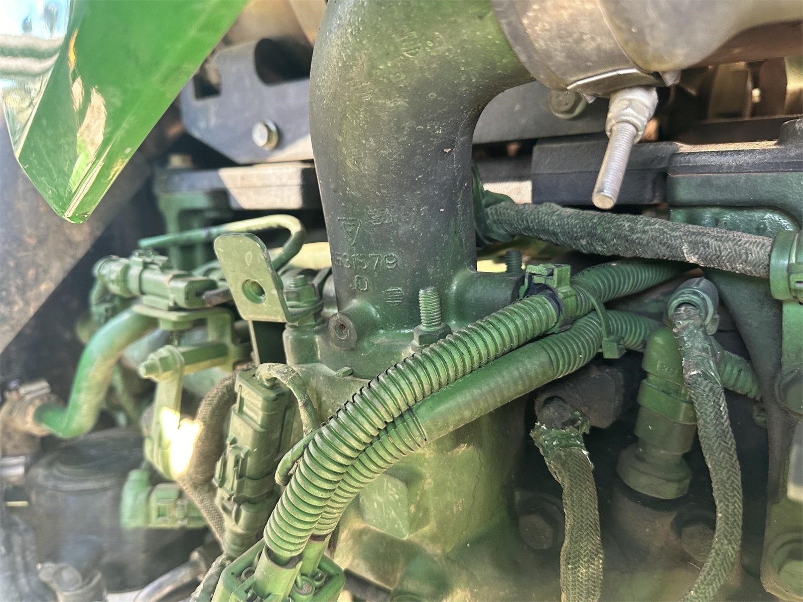 2014 John Deere 5085E 35