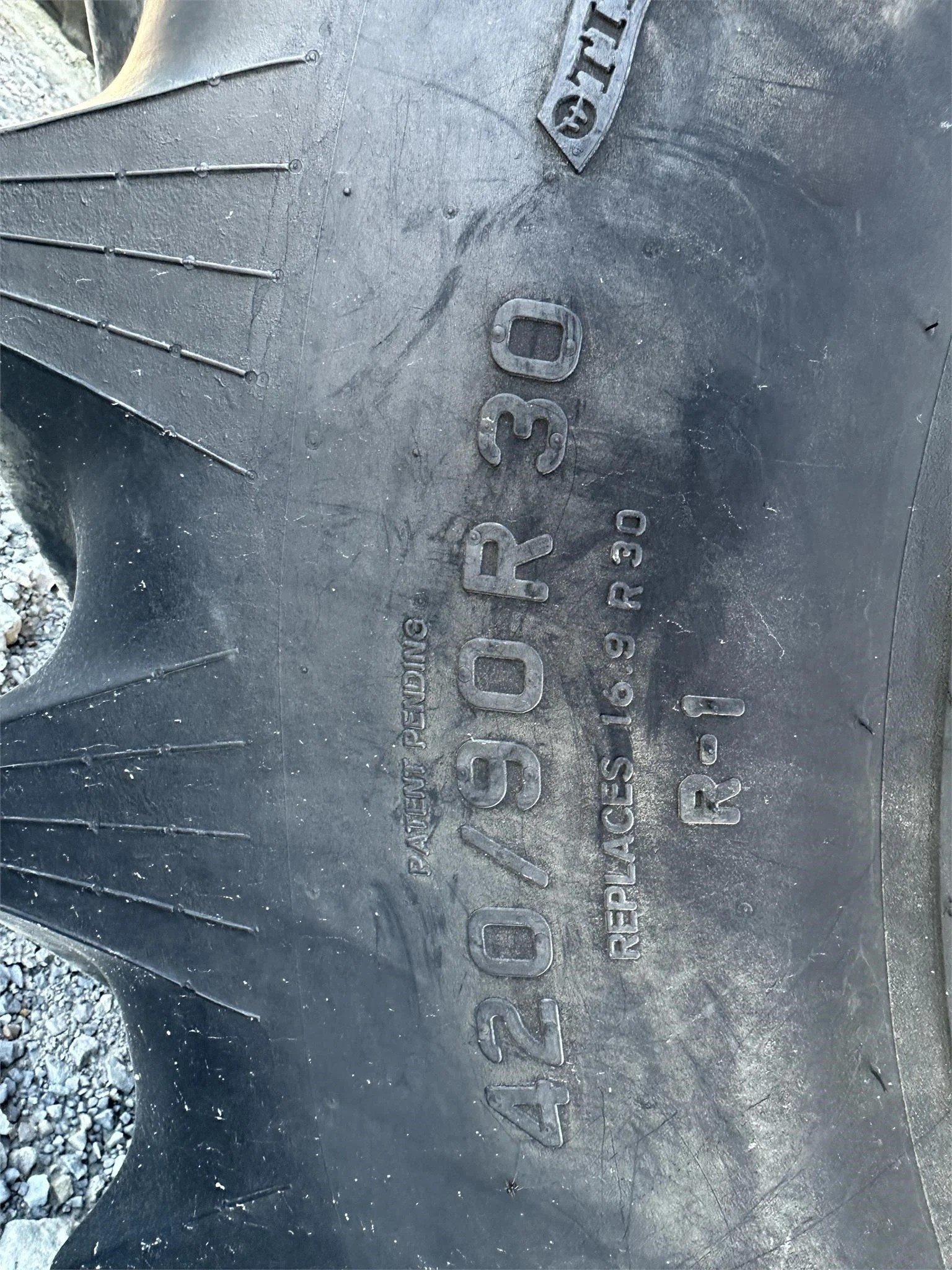 2014 John Deere 5085E 48