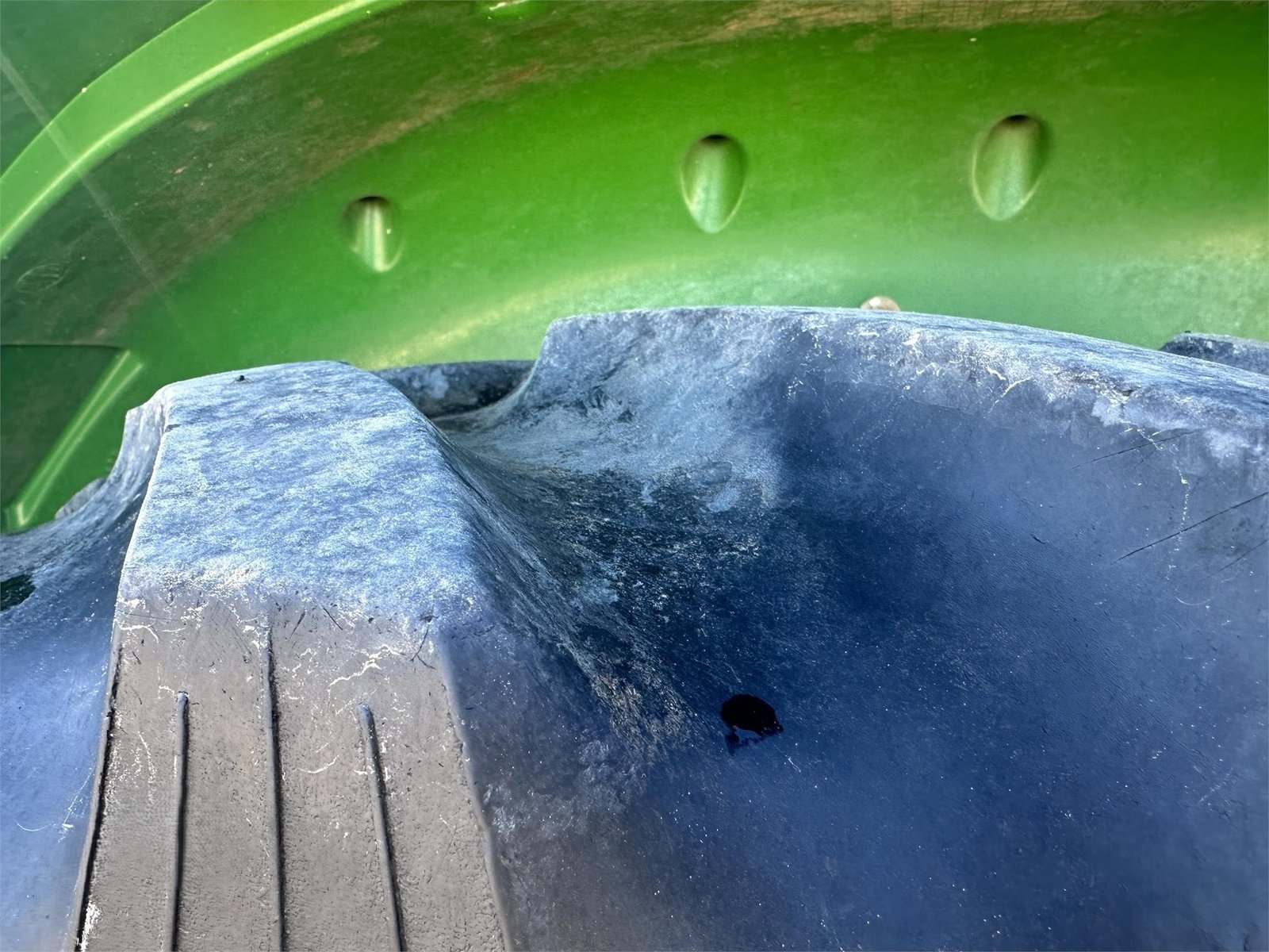 2014 John Deere 5085E 49